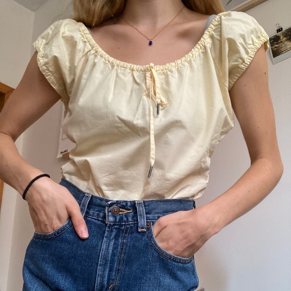 Vintage Tommy Hilfiger peasant top